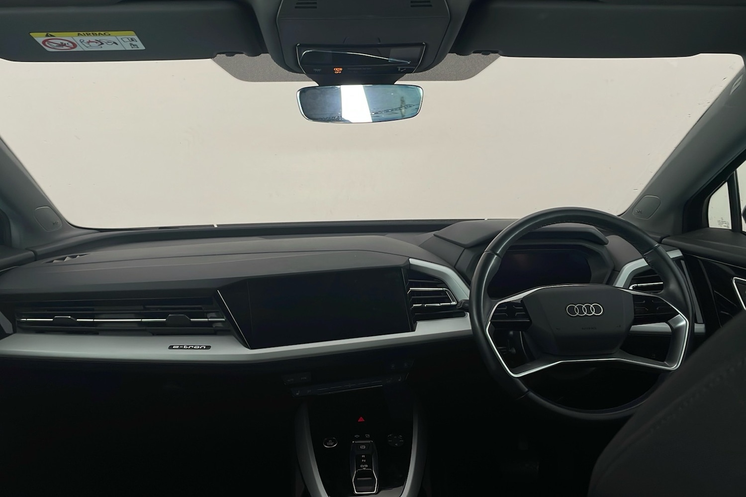 Used Audi Q4 e-tron 2023 for sale - 76163992: Photo 8