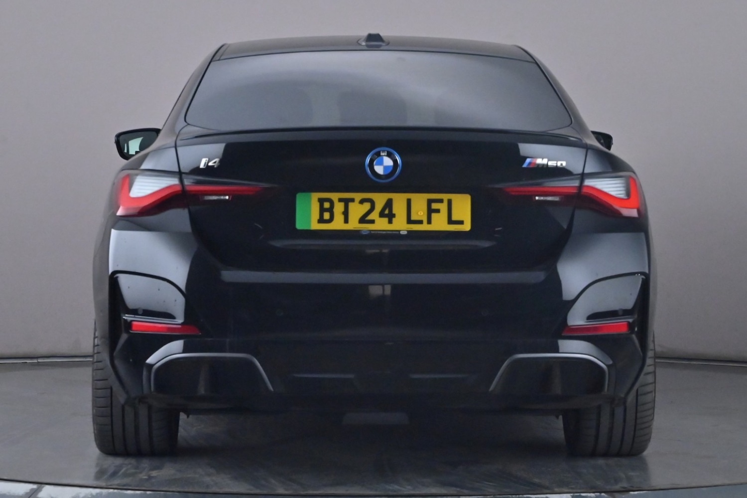 Used BMW i4 2024 for sale - 76119982: Photo 5