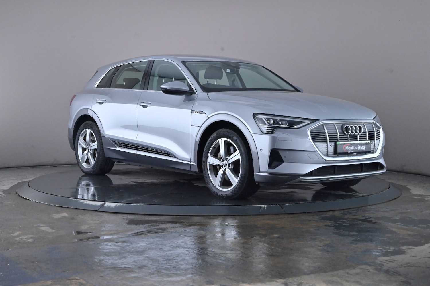 Used Audi e-tron 2022 for sale - 76716562: Photo 2