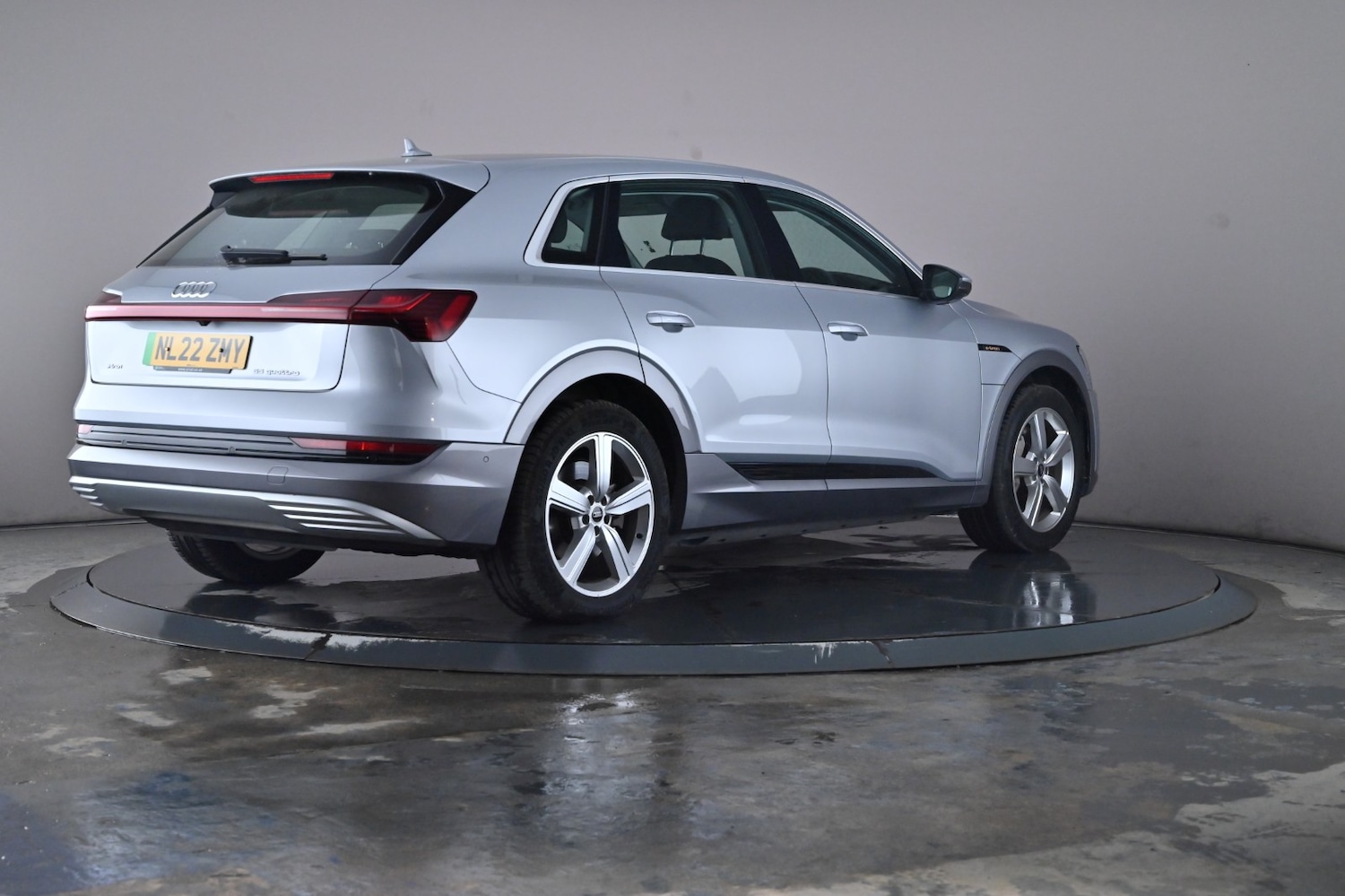 Used Audi e-tron 2022 for sale - 76716562: Photo 28