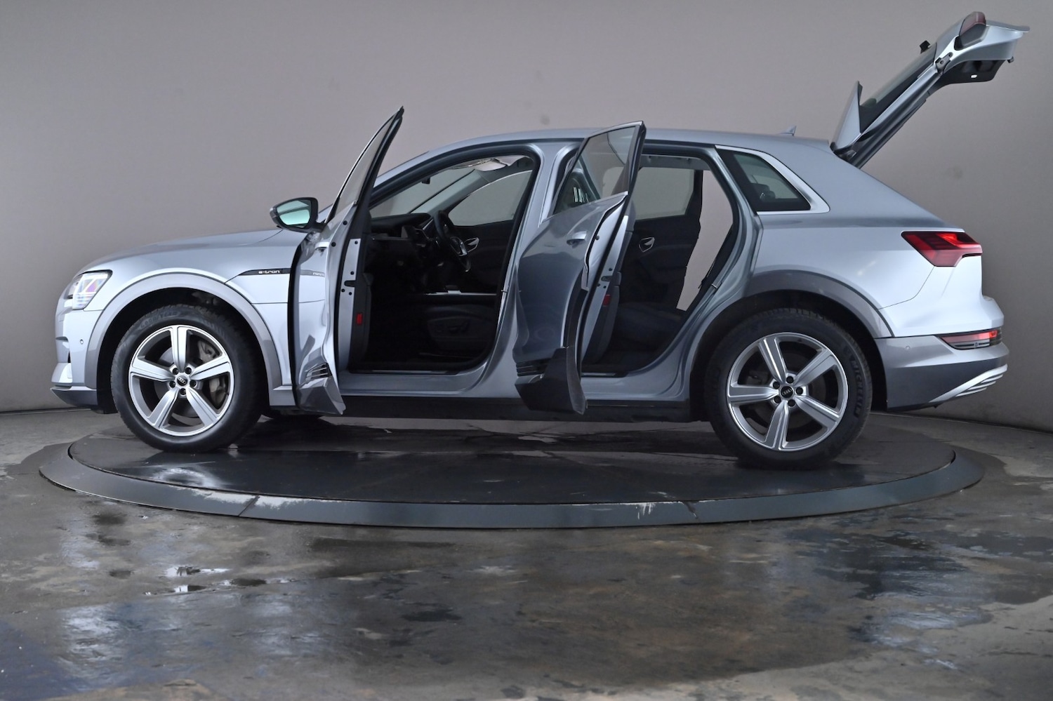 Used Audi e-tron 2022 for sale - 76716562: Photo 52