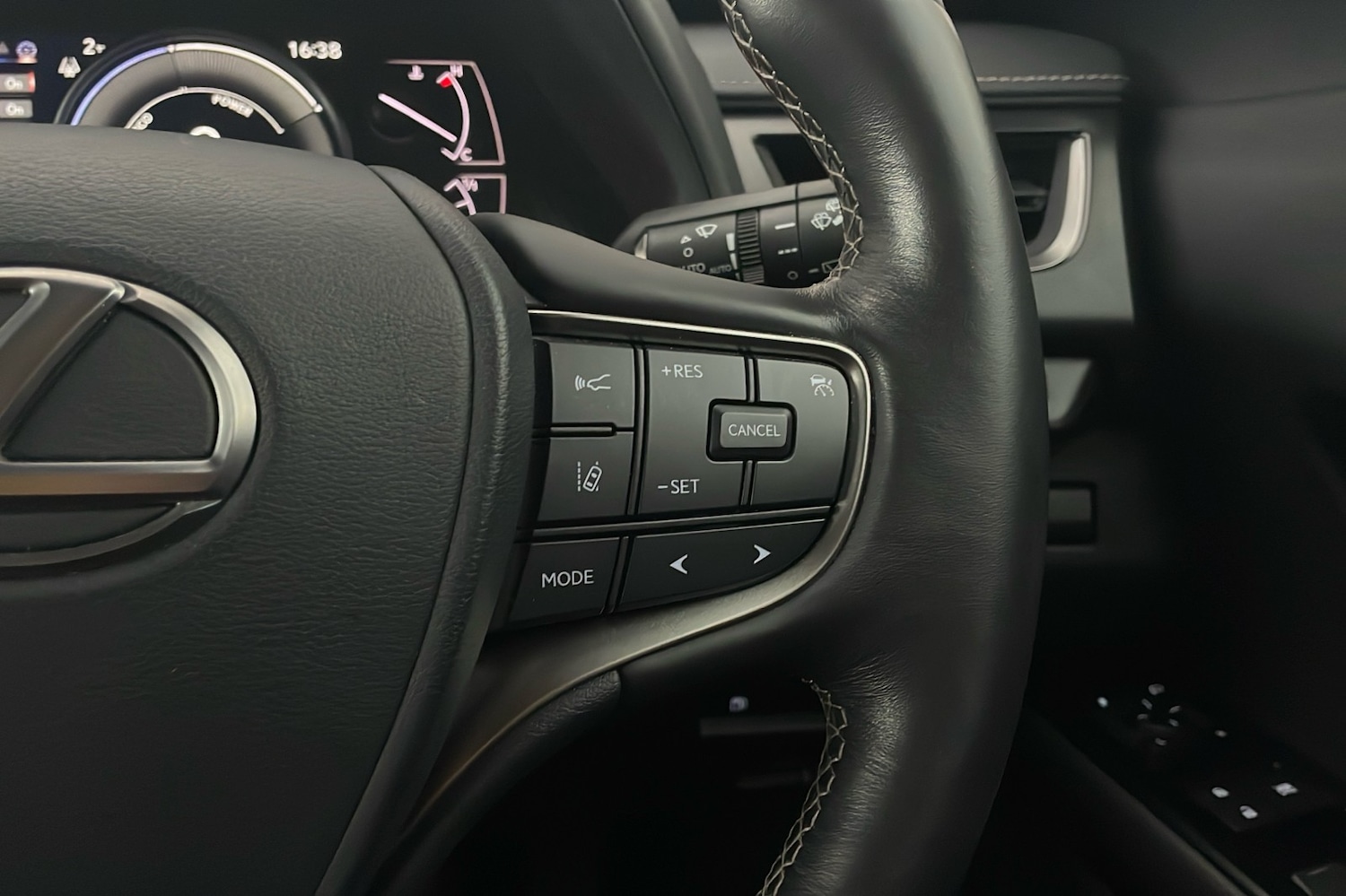 Used Lexus UX for sale - 77080694: Photo 17