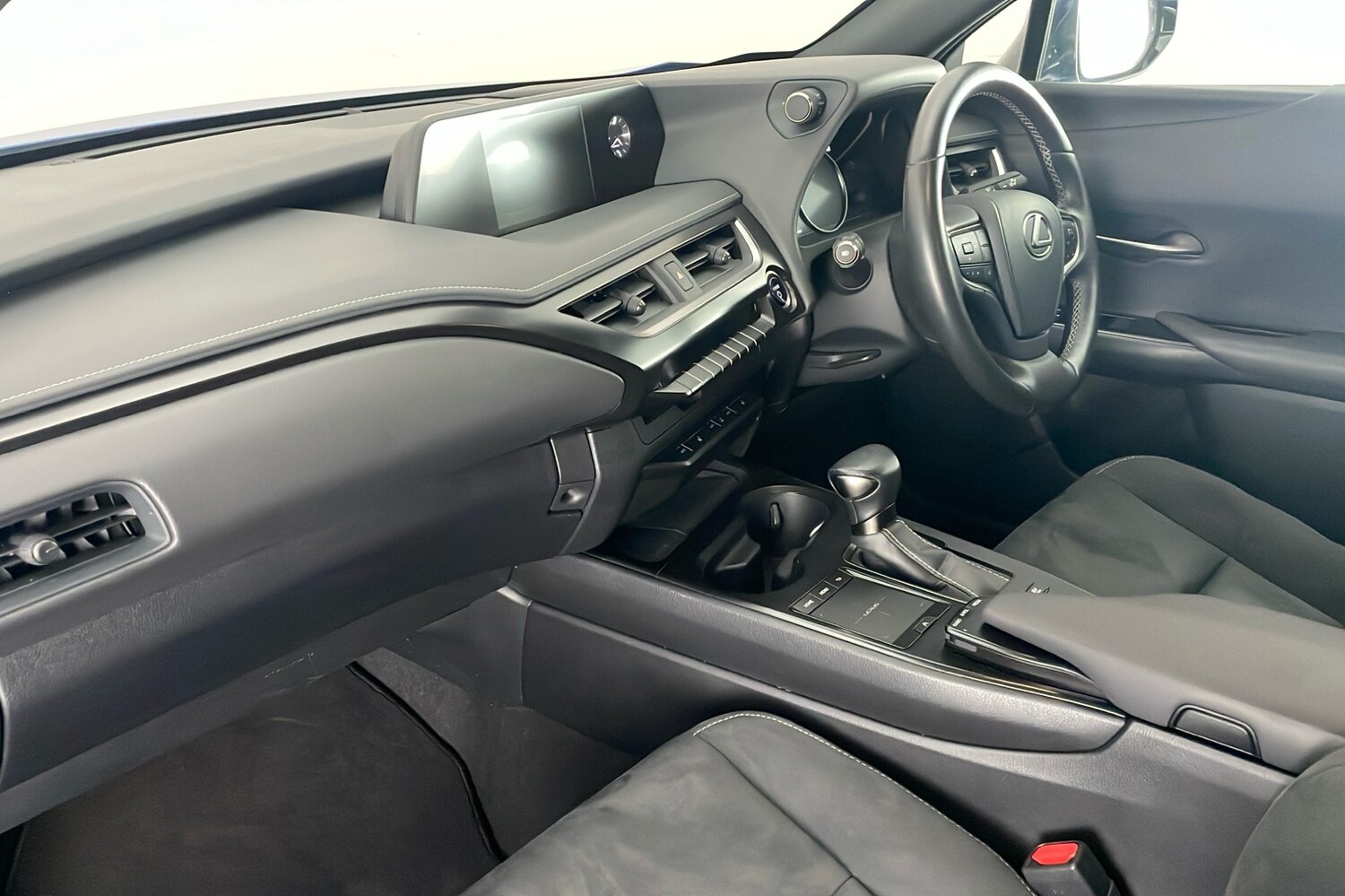 Used Lexus UX for sale - 77080694: Photo 24