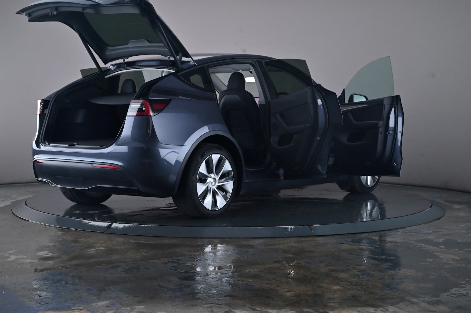 Used Tesla Model Y 2022 for sale - 76635209: Photo 64