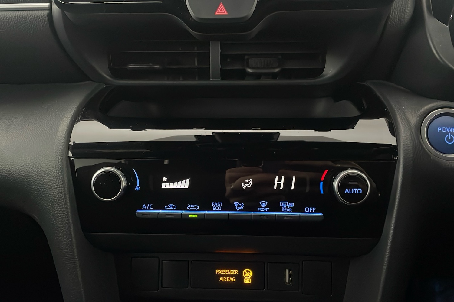 Used Toyota Yaris Cross 2024 for sale - 76605417: Photo 13