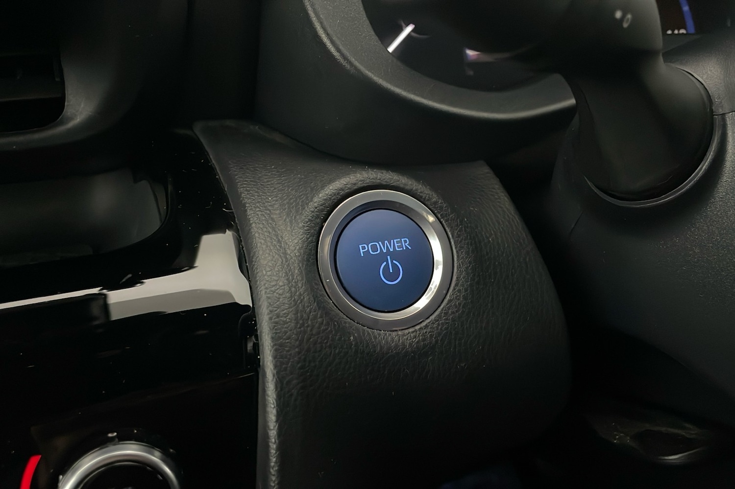 Used Toyota Yaris Cross 2024 for sale - 76605417: Photo 18