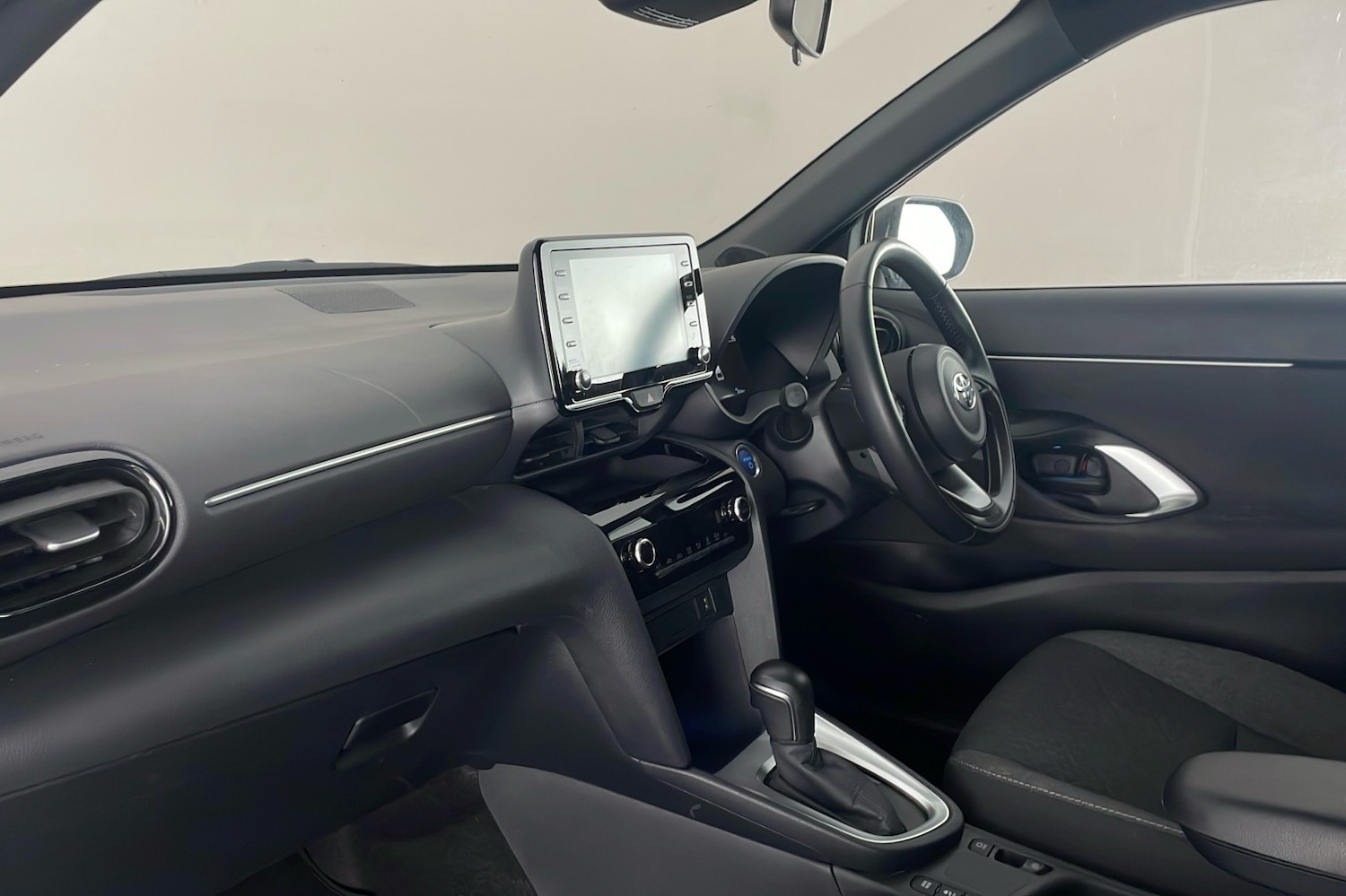 Used Toyota Yaris Cross 2024 for sale - 76605417: Photo 20