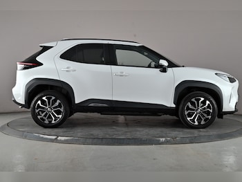 Used Toyota Yaris Cross 2024 for sale - 76605417: Photo