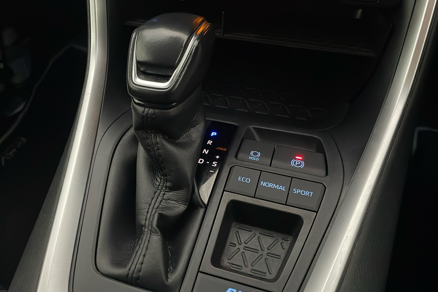 Used Toyota RAV4 2020 for sale - 76488272: Photo 11