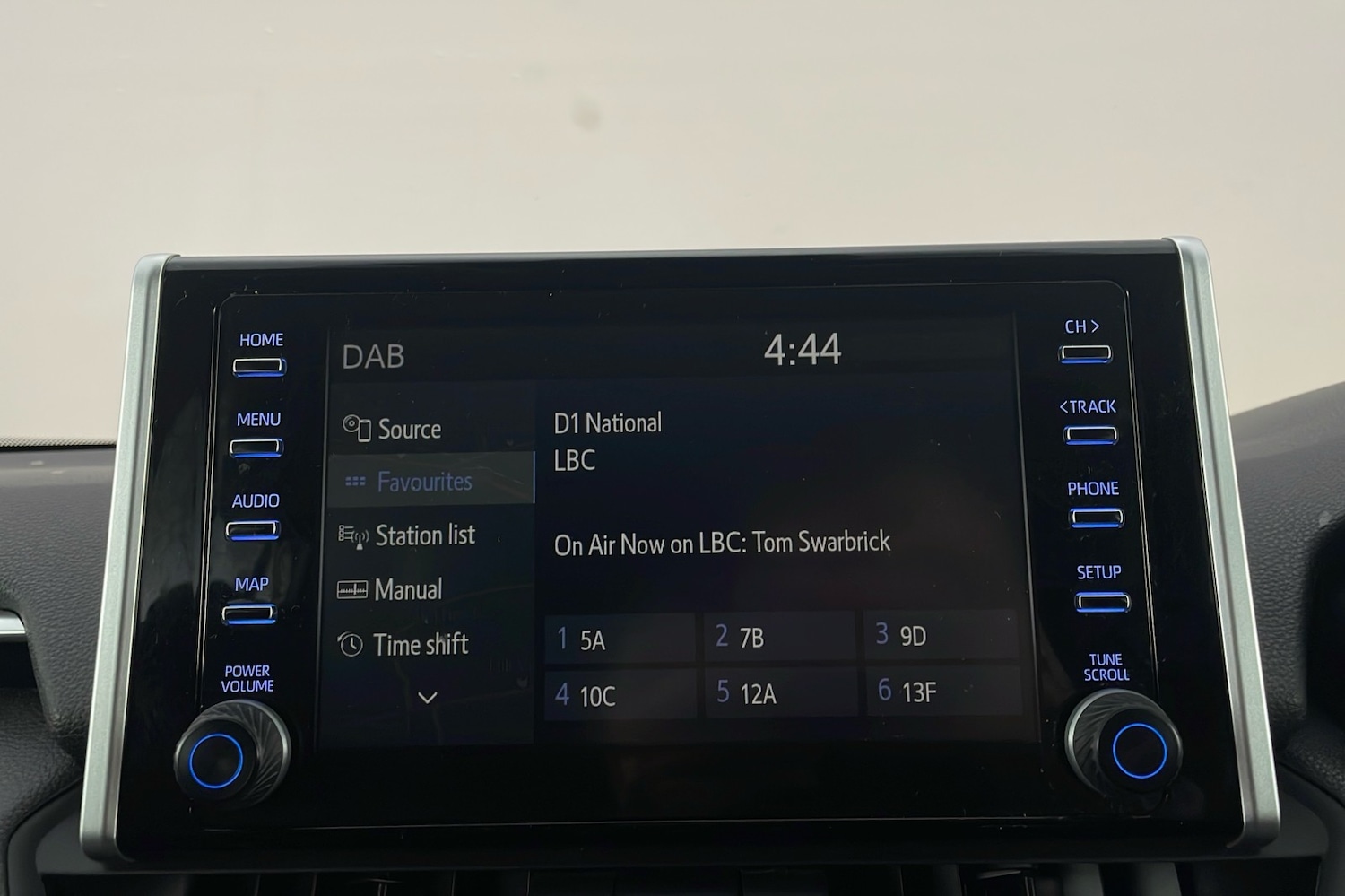 Used Toyota RAV4 2020 for sale - 76488272: Photo 17