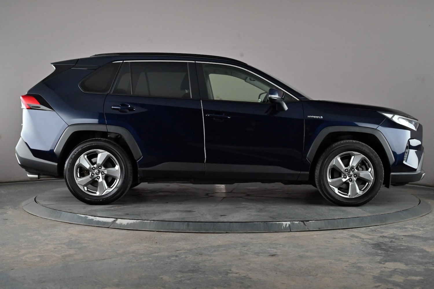 Used Toyota RAV4 2020 for sale - 76488272: Photo 3