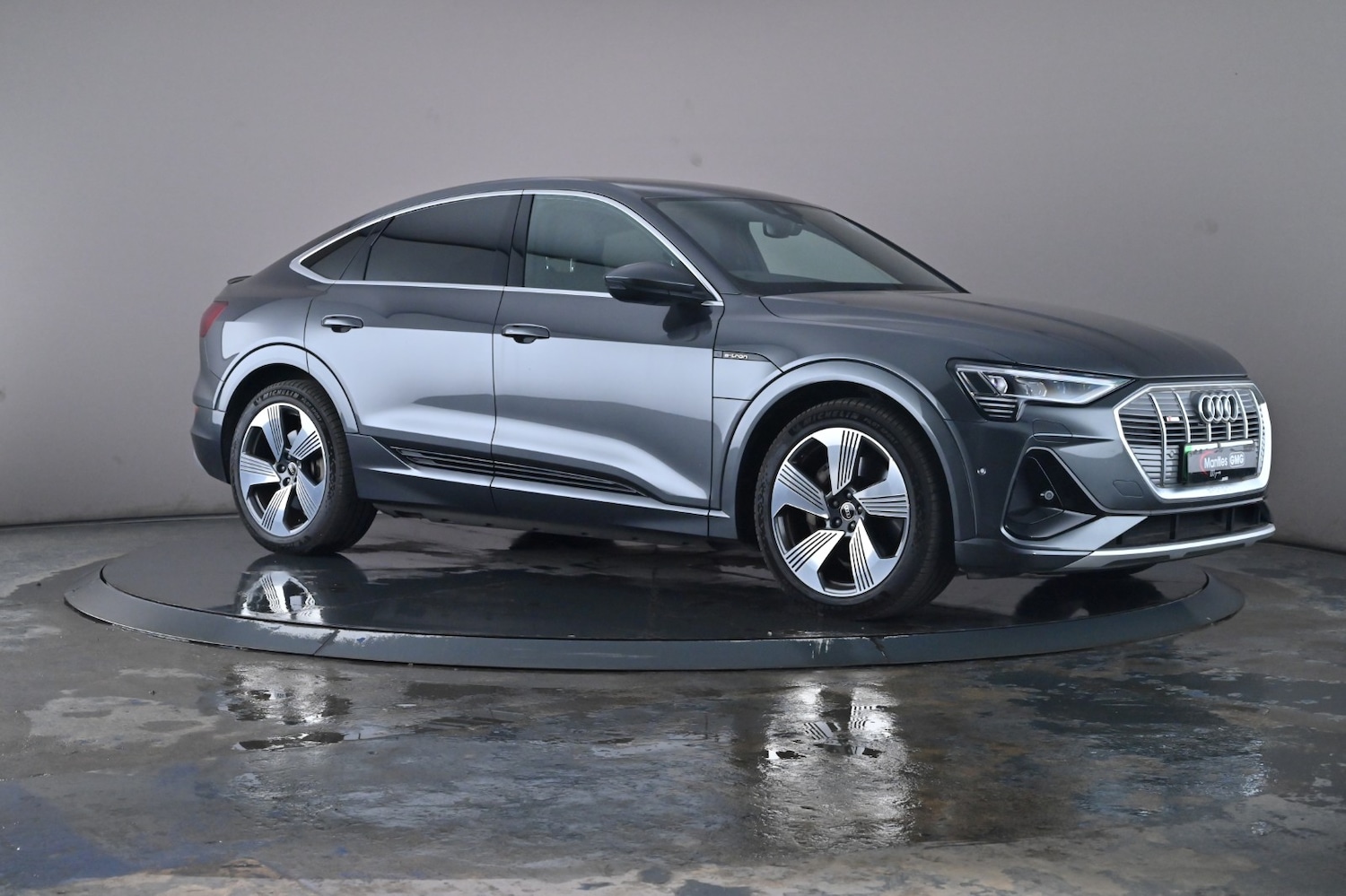 Used Audi e-tron 2022 for sale - 76716535: Photo 1