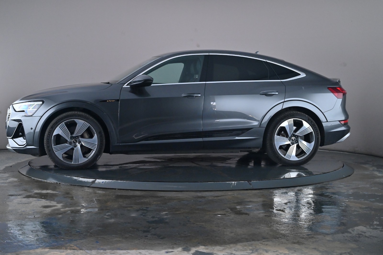 Used Audi e-tron 2022 for sale - 76716535: Photo 14