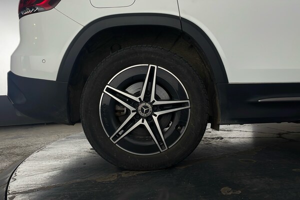 Used Mercedes-Benz EQB 2023 for sale - 76211421: Photo 7