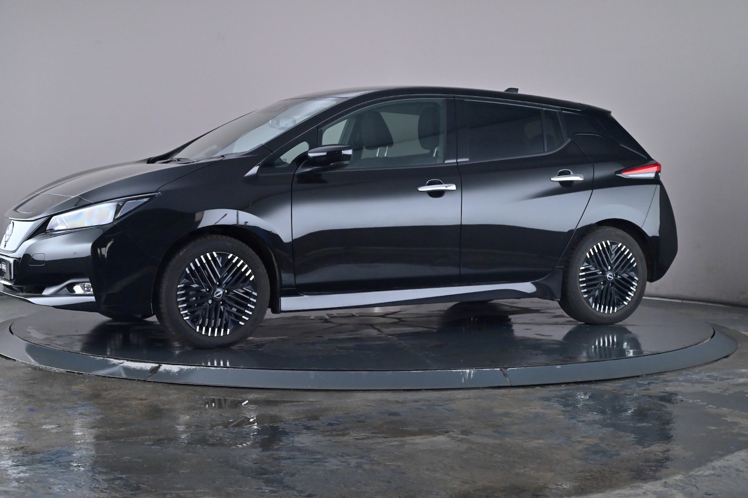 Used Nissan Leaf 2023 for sale - 76667965: Photo 12