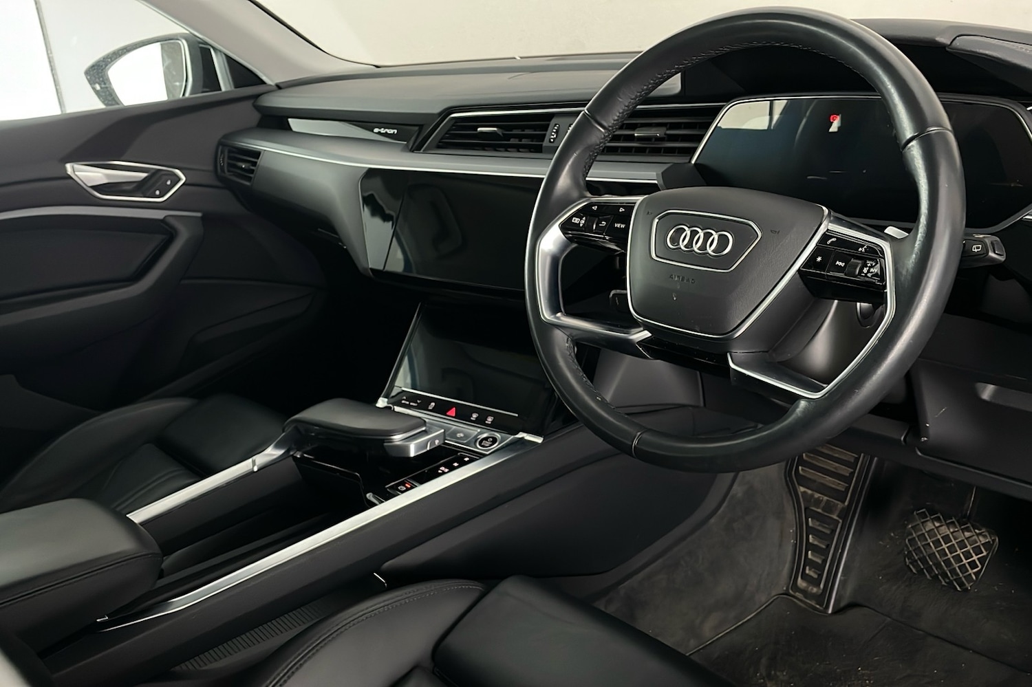 Used Audi Other 2021 for sale - 76030104: Photo 10
