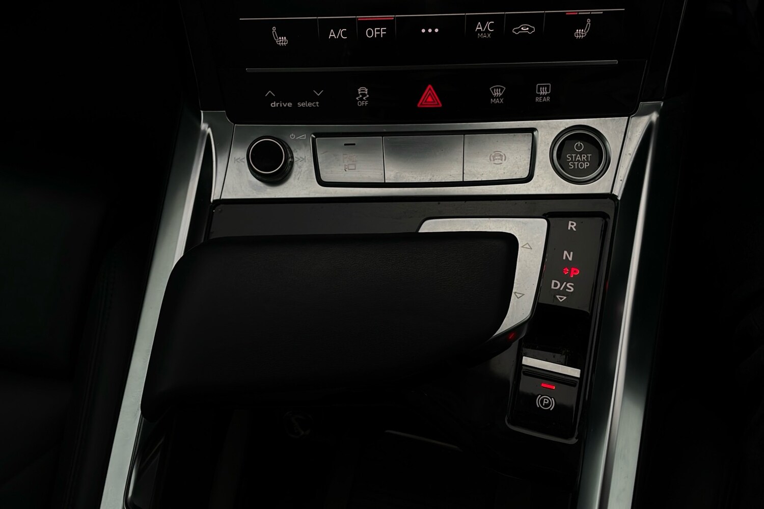 Used Audi Other 2021 for sale - 76030104: Photo 11
