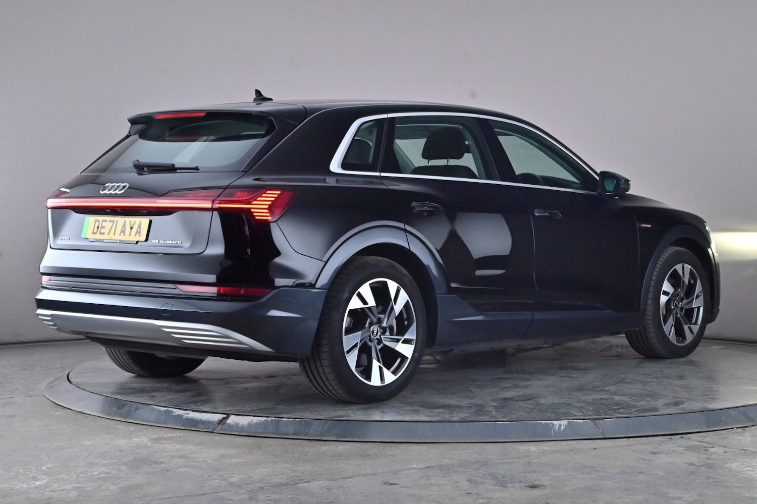 Used Audi Other 2021 for sale - 76030104: Photo 6