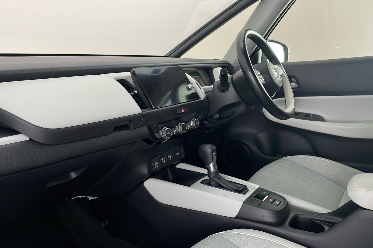 Used Honda Jazz 2022 for sale - 76566141: Photo 24