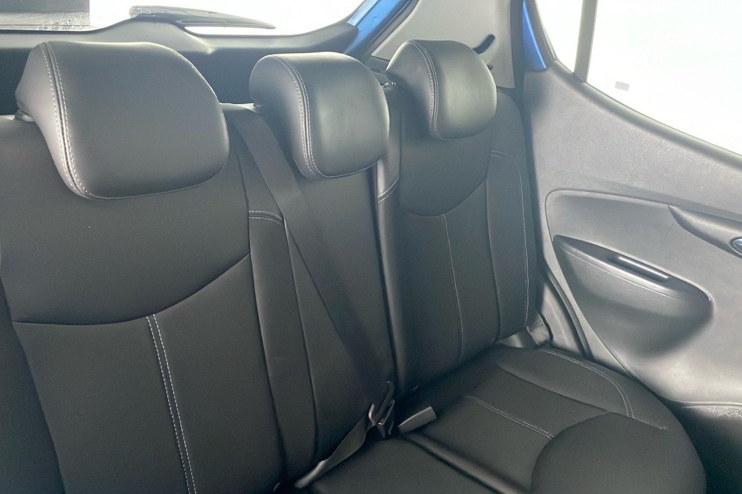 Used Vauxhall Viva 2017 for sale - 76470823: Photo 9