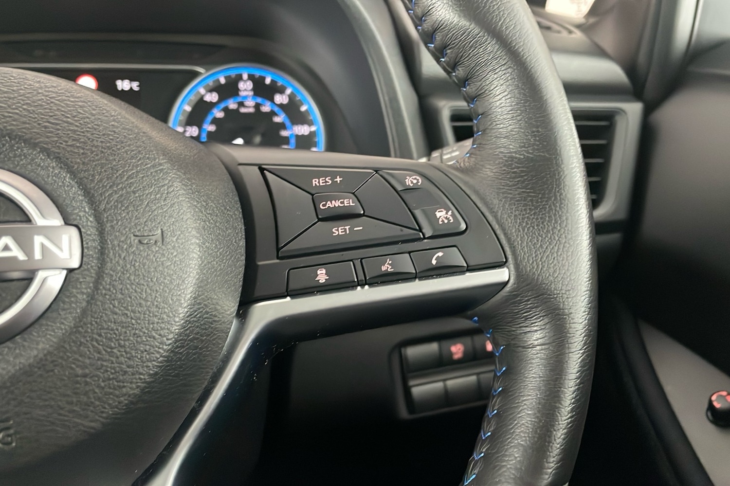 Used Nissan Leaf 2022 for sale - 76081658: Photo 15