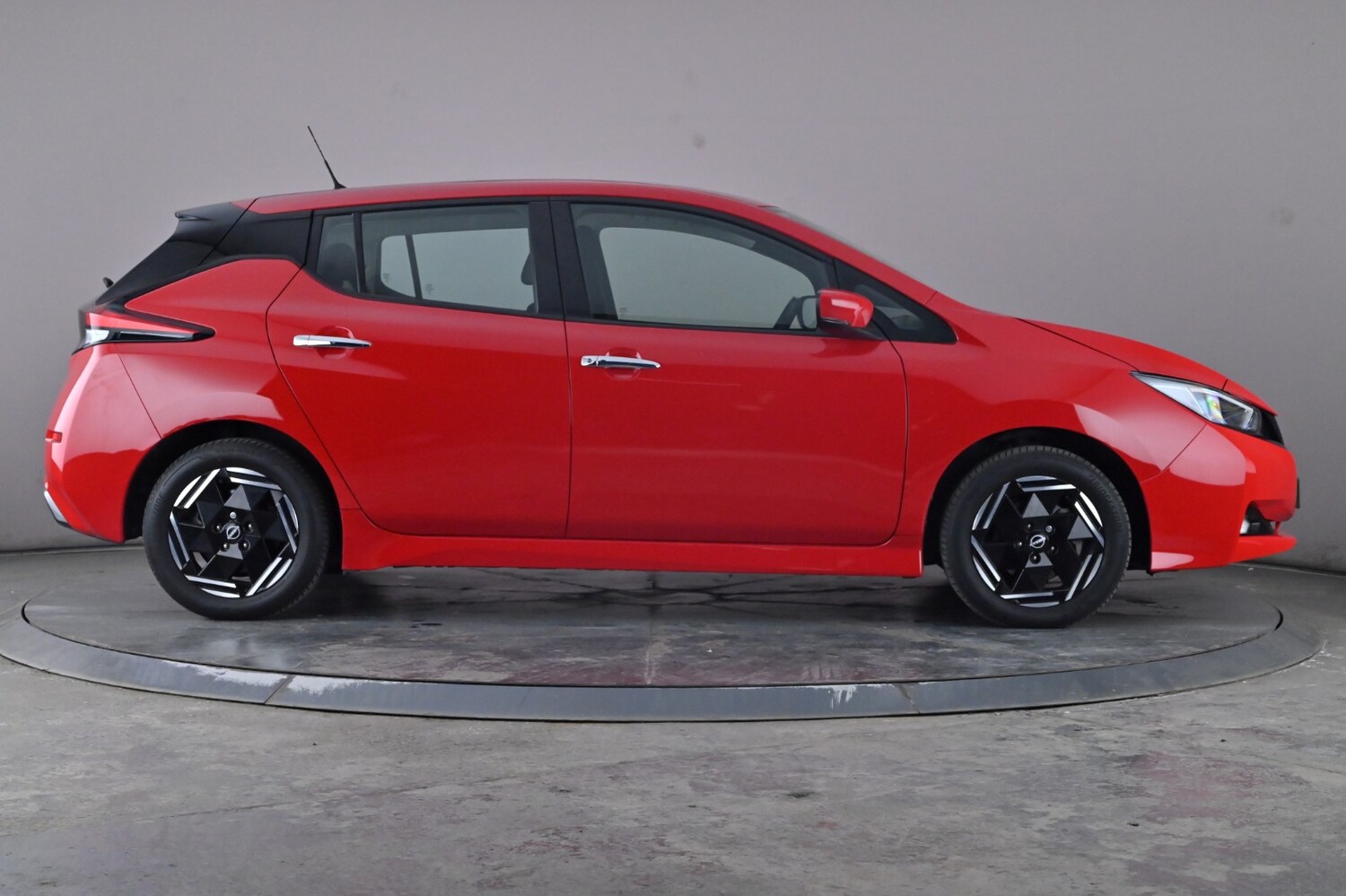 Used Nissan Leaf 2022 for sale - 76081658: Photo 3