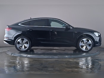 Used Audi e-tron 2021 for sale - 76635164: Photo
