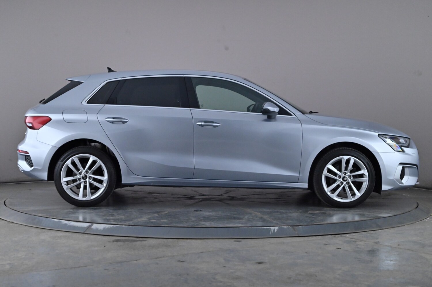 Used Audi A3 2023 for sale - 76057433: Photo 3