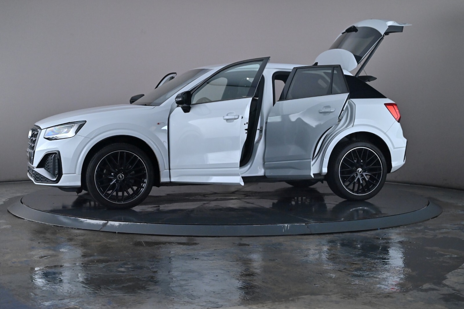 Used Audi Q2 2021 for sale - 76667933: Photo 44