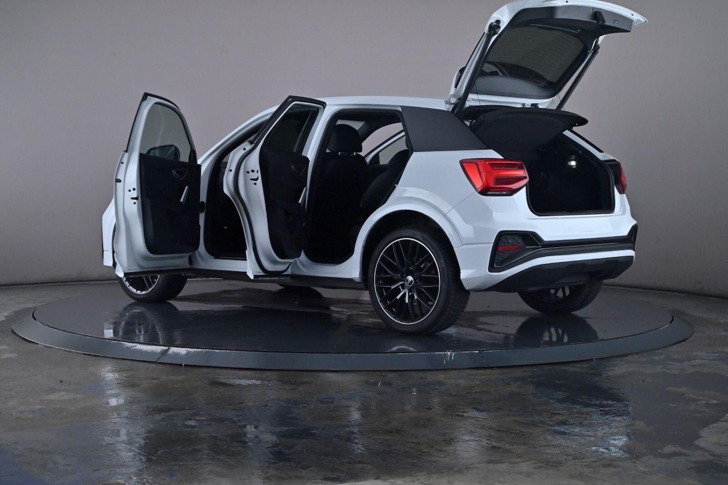 Used Audi Q2 2021 for sale - 76667933: Photo 50