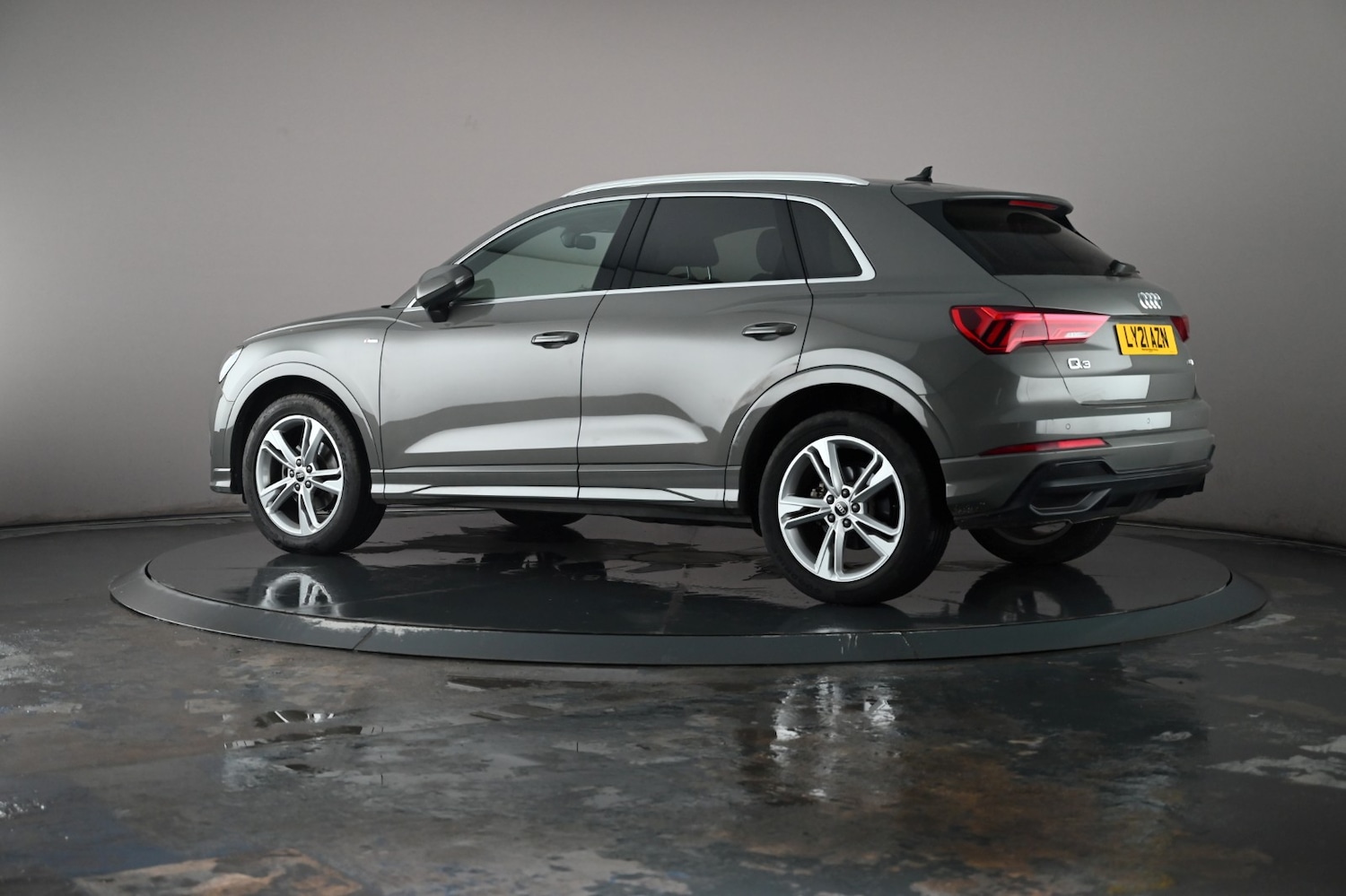 Used Audi Q3 2021 for sale - 76716435: Photo 18