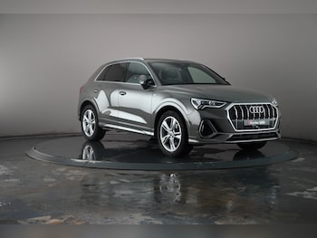 Used Audi Q3 2021 for sale - 76716435: Photo