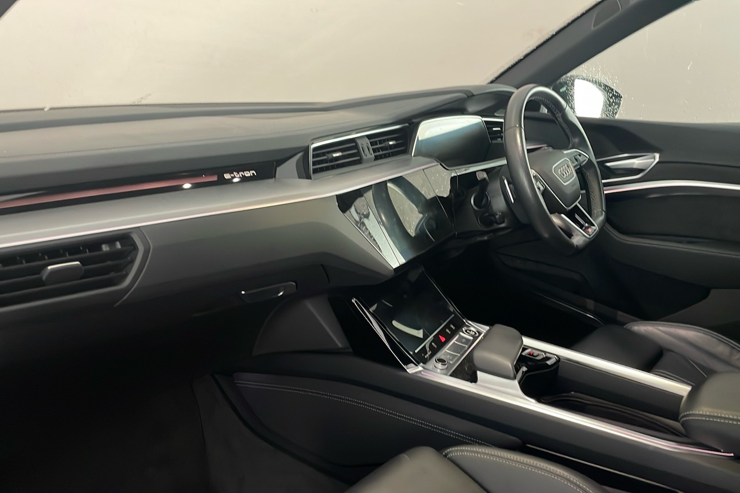 Used Audi e-tron 2021 for sale - 76163984: Photo 24