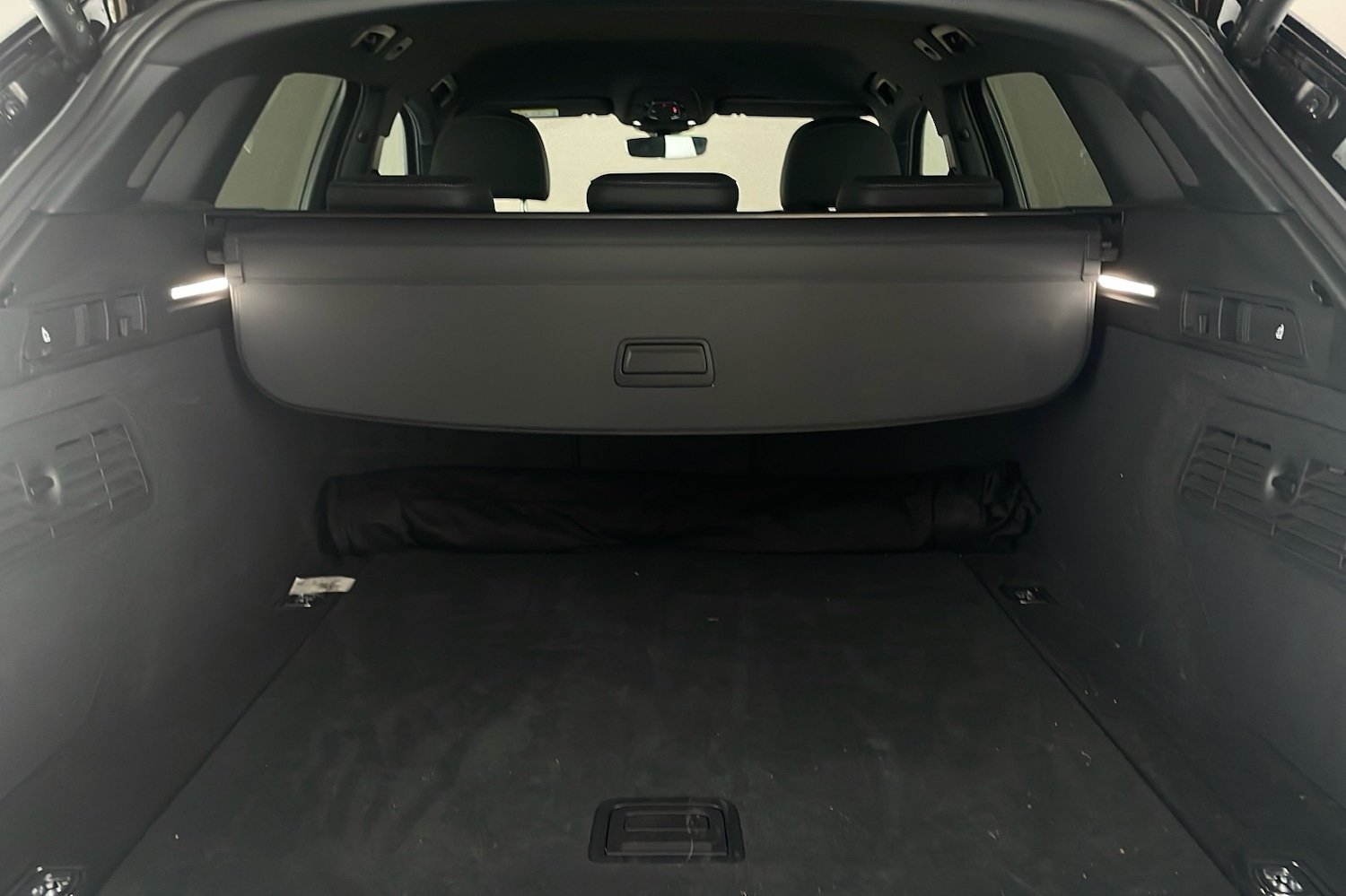 Used Audi e-tron 2021 for sale - 76163984: Photo 25