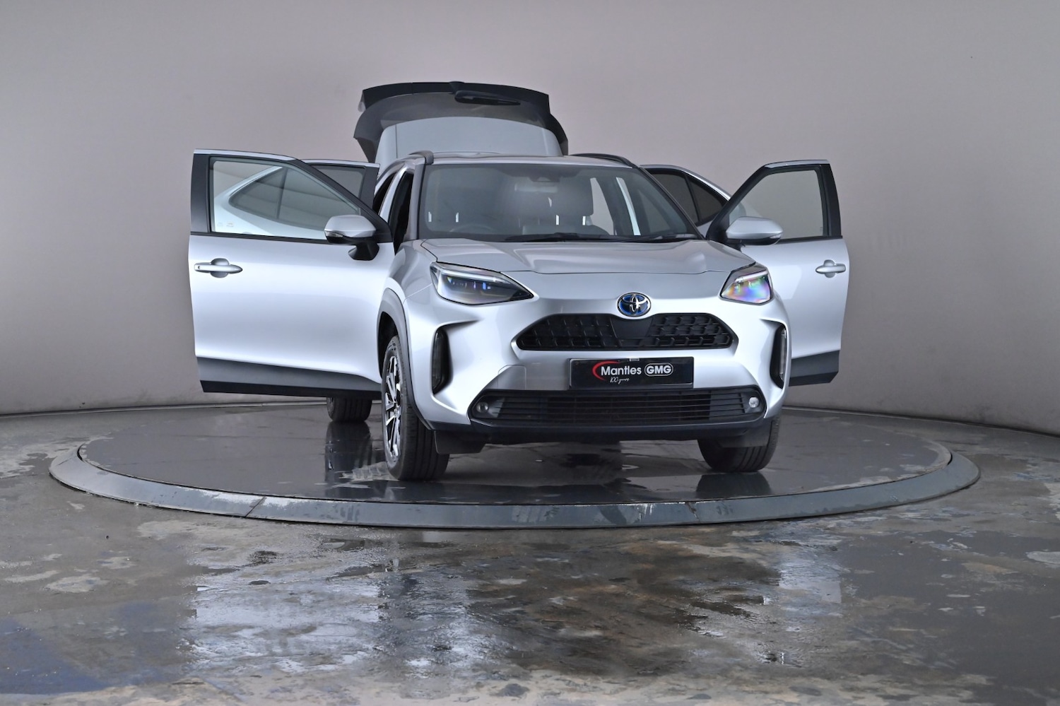 Used Toyota Yaris Cross 2023 for sale - 76730476: Photo 41