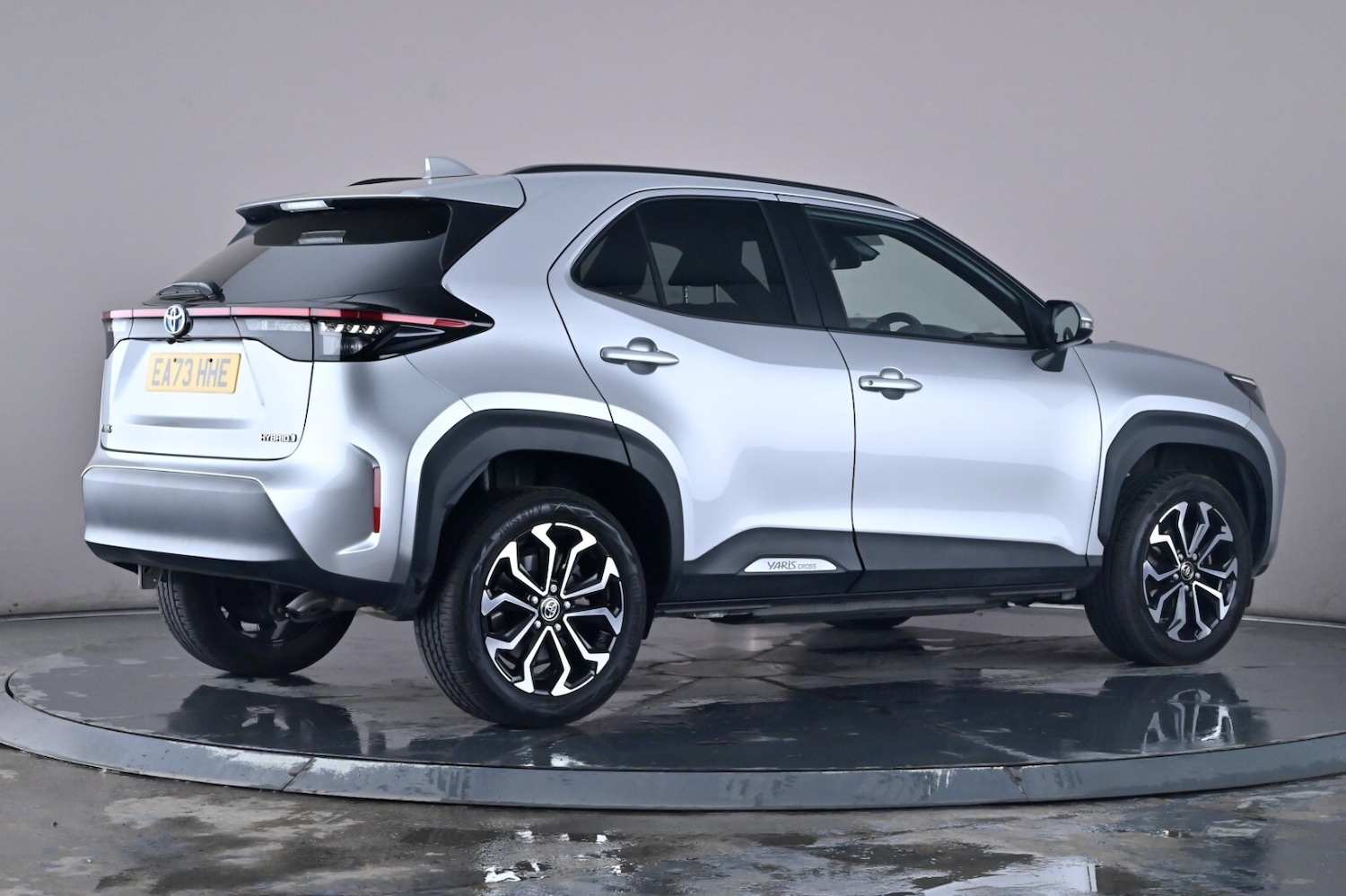 Used Toyota Yaris Cross 2023 for sale - 76730476: Photo 6