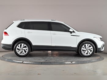 Used Volkswagen Tiguan Allspace 2023 for sale - 78004252: Photo