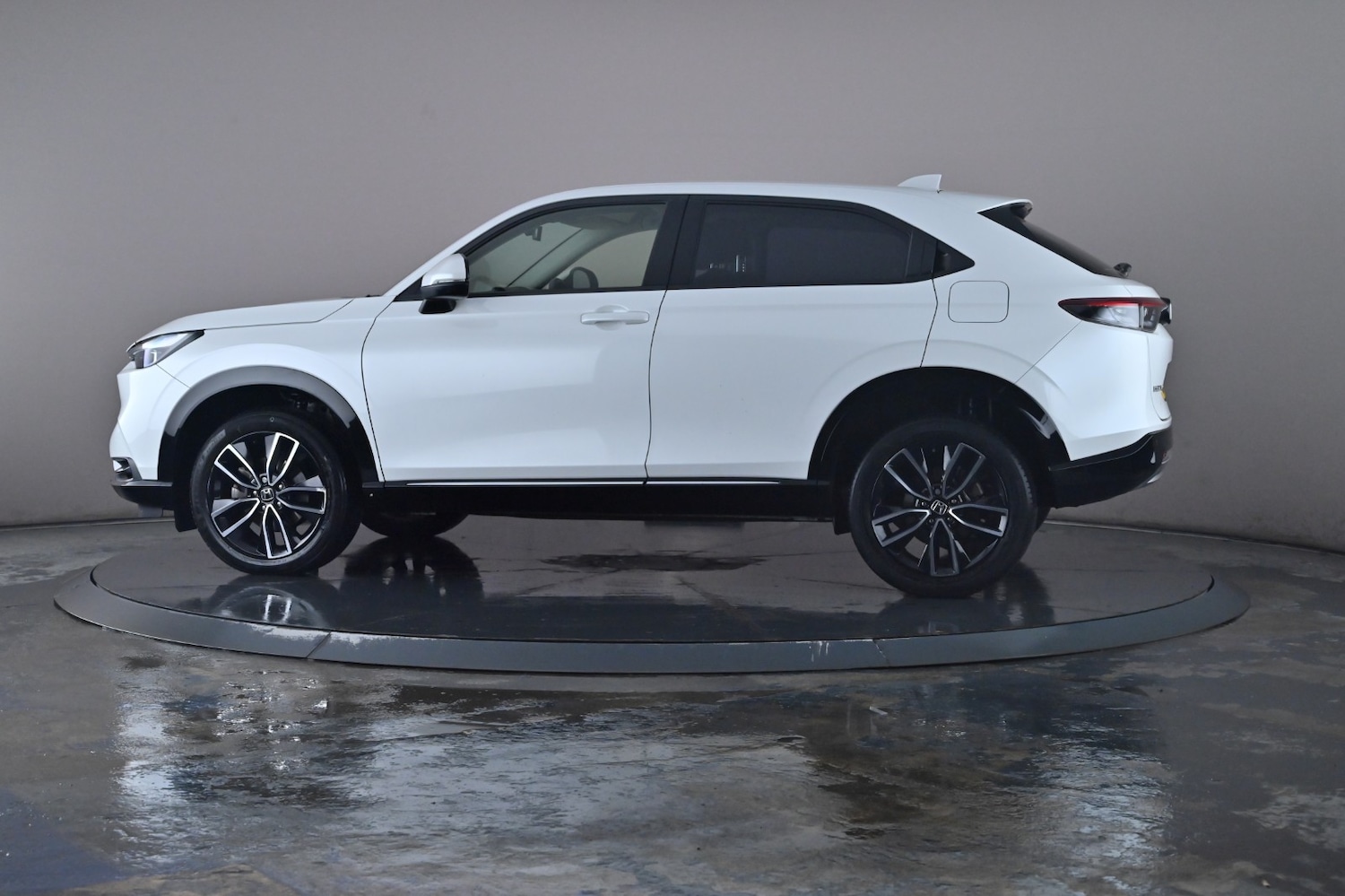 Used Honda HR-V 2023 for sale - 76716481: Photo 16