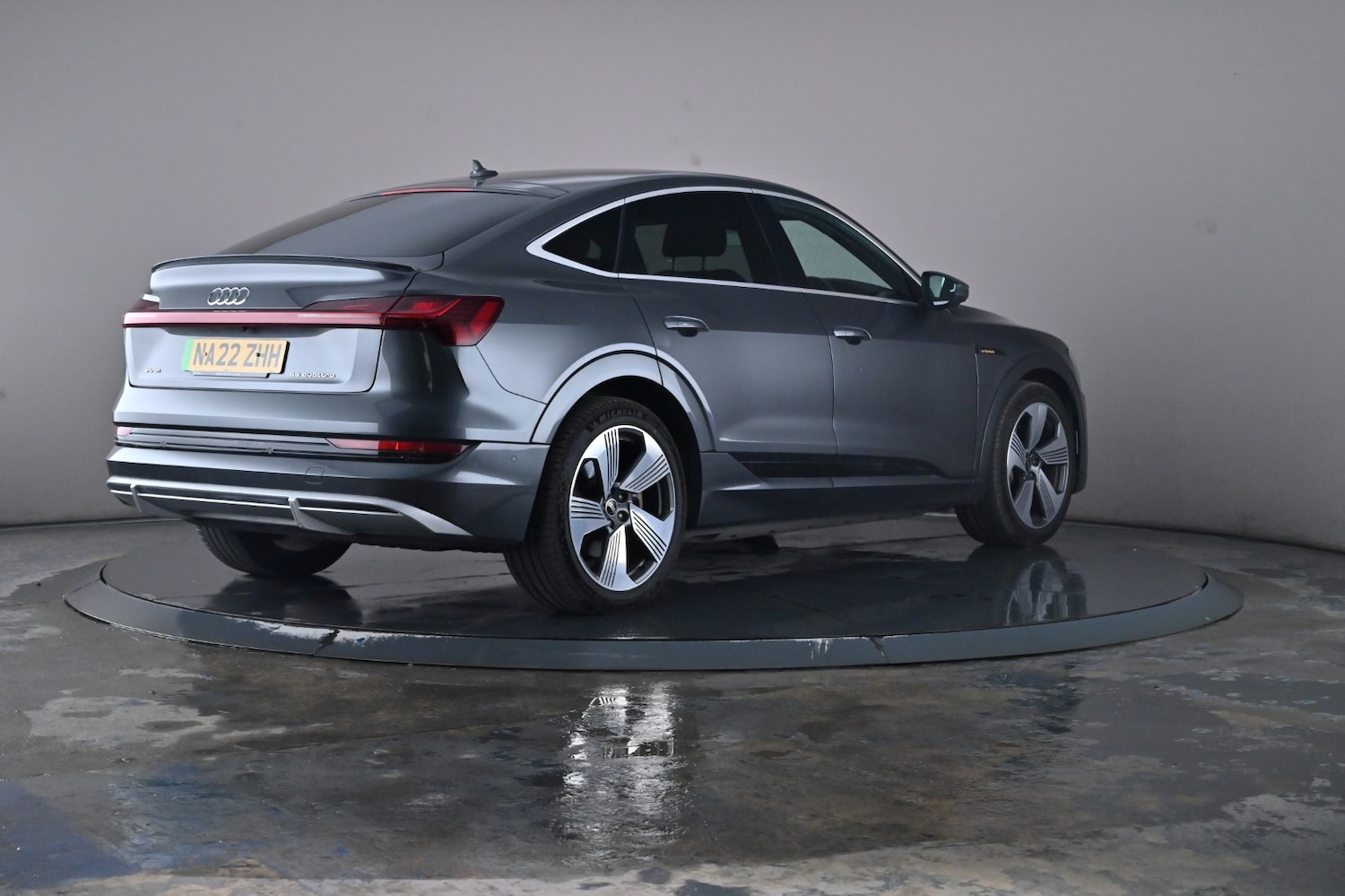 Used Audi e-tron 2022 for sale - 76672409: Photo 28