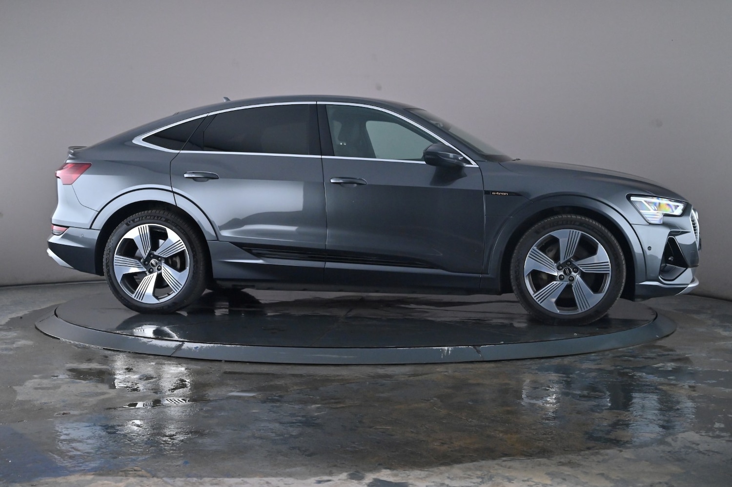 Used Audi e-tron 2022 for sale - 76672409: Photo 34