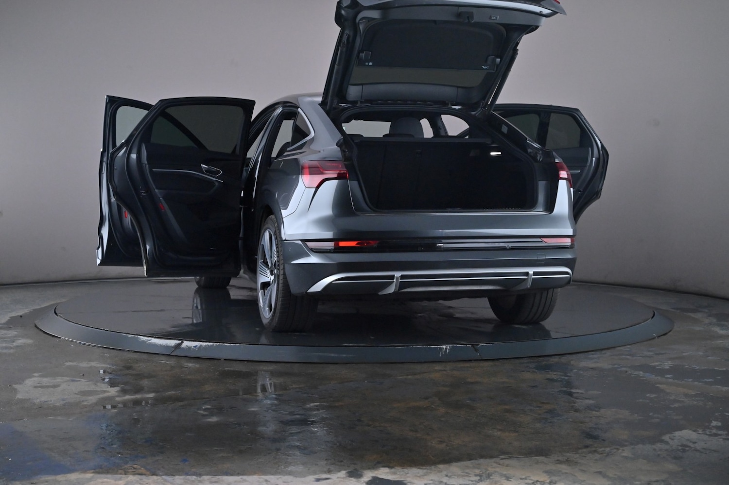 Used Audi e-tron 2022 for sale - 76672409: Photo 58