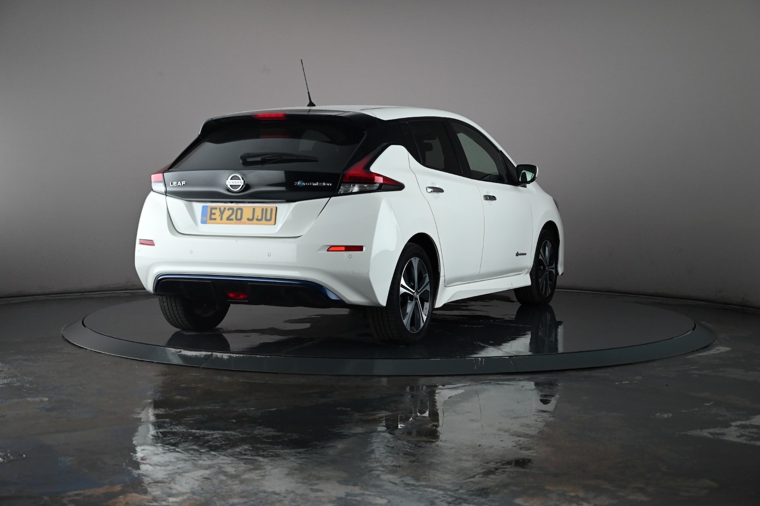 Used Nissan Leaf 2020 for sale - 76716452: Photo 25