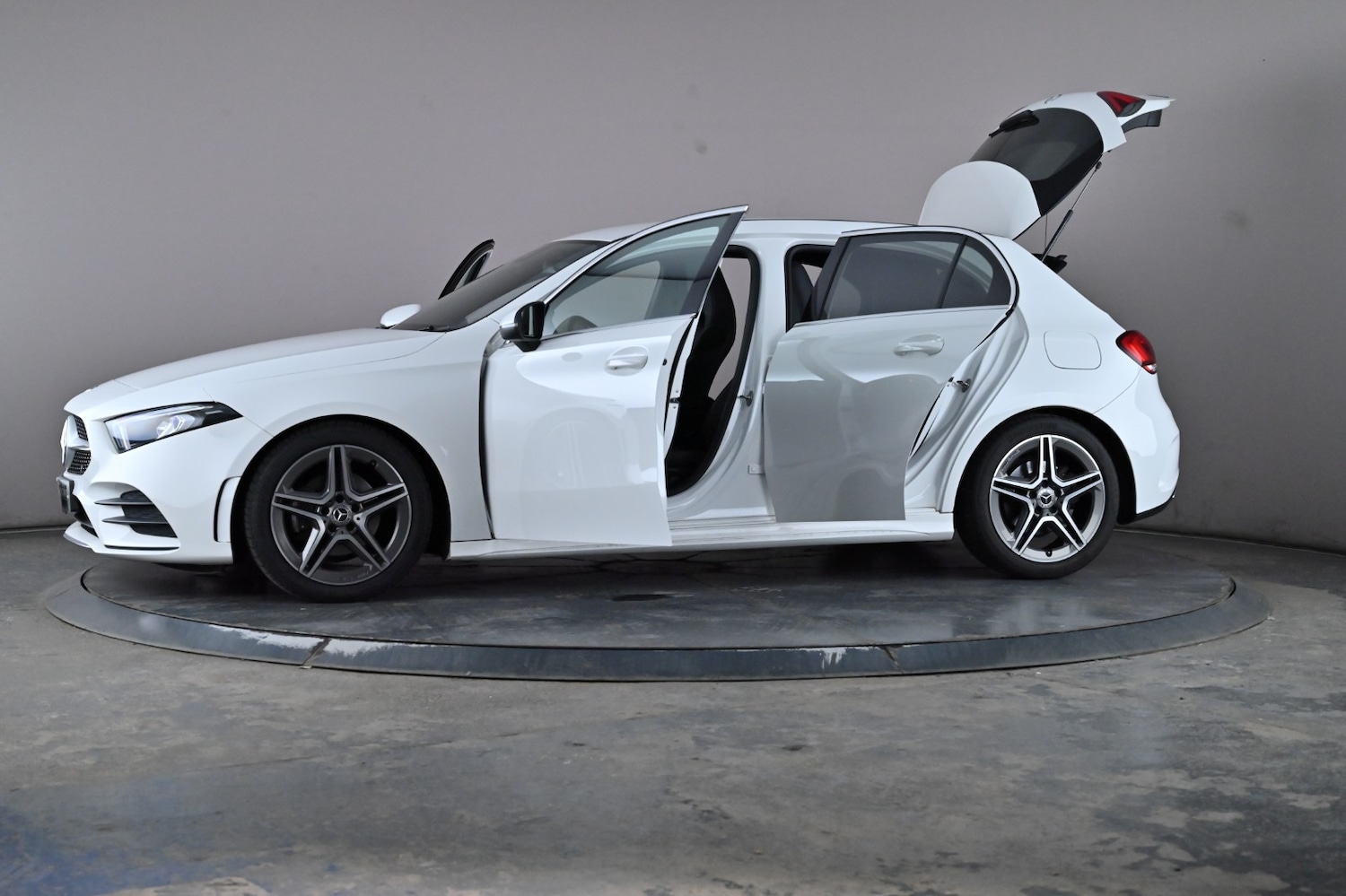 Used Mercedes-Benz A-Class 2019 for sale - 76635218: Photo 60