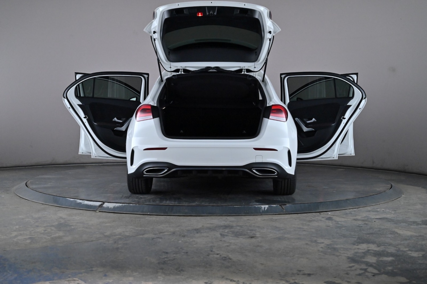 Used Mercedes-Benz A-Class 2019 for sale - 76635218: Photo 71