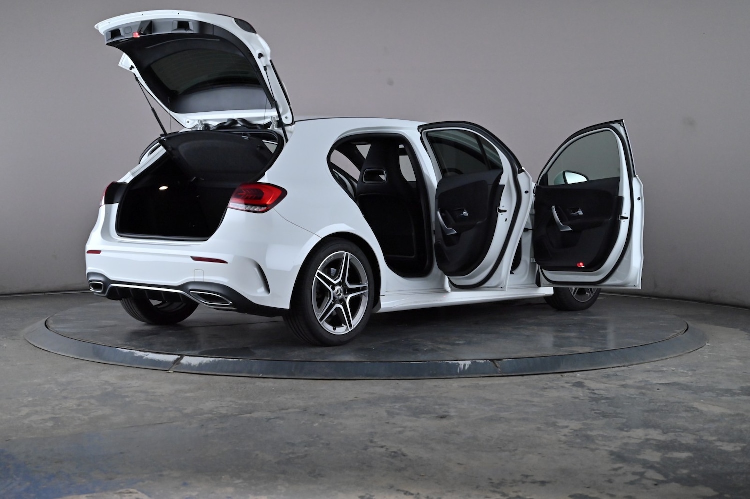 Used Mercedes-Benz A-Class 2019 for sale - 76635218: Photo 75