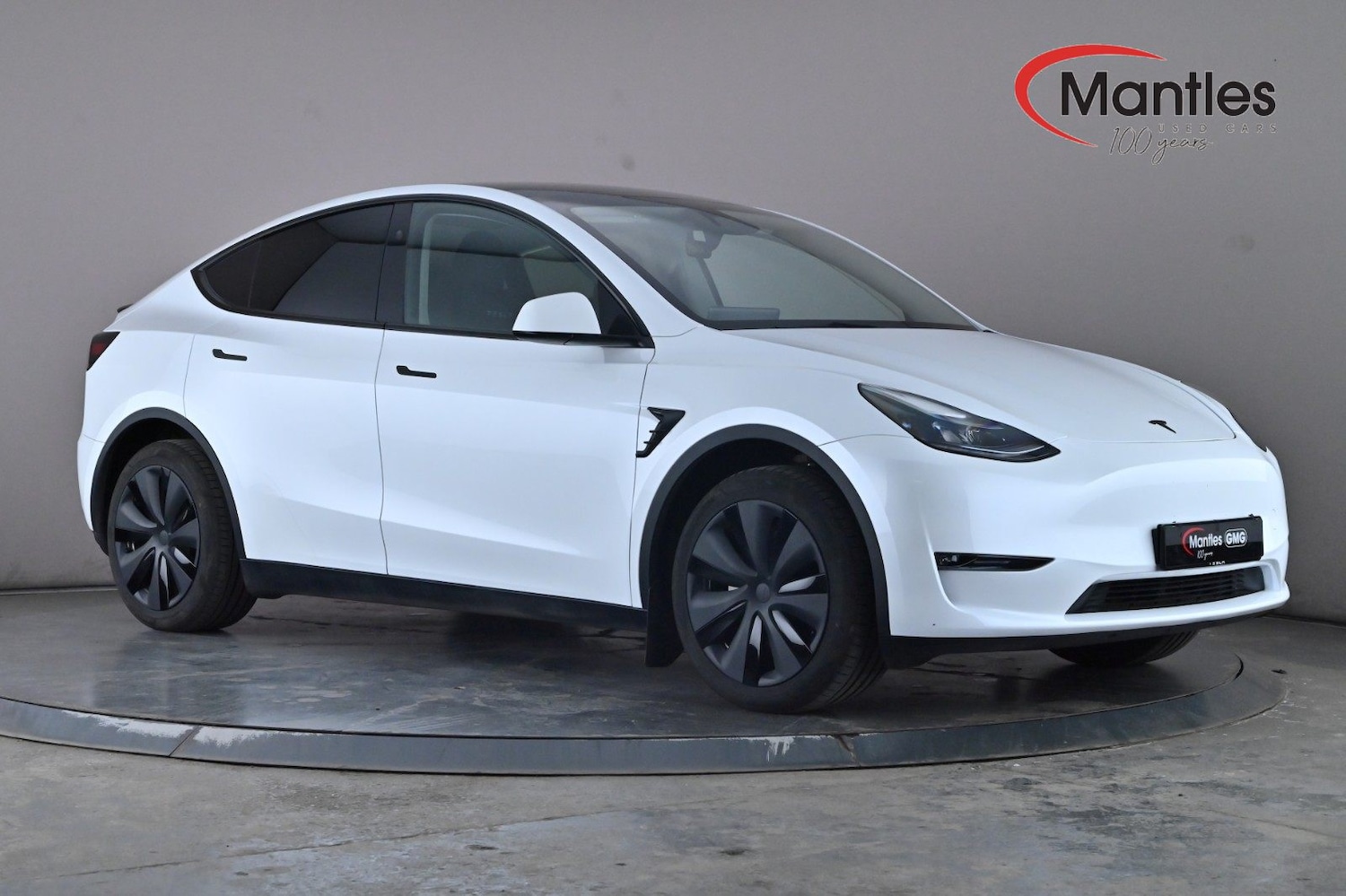 Used Tesla Model Y 2024 for sale - 76133520: Photo 1