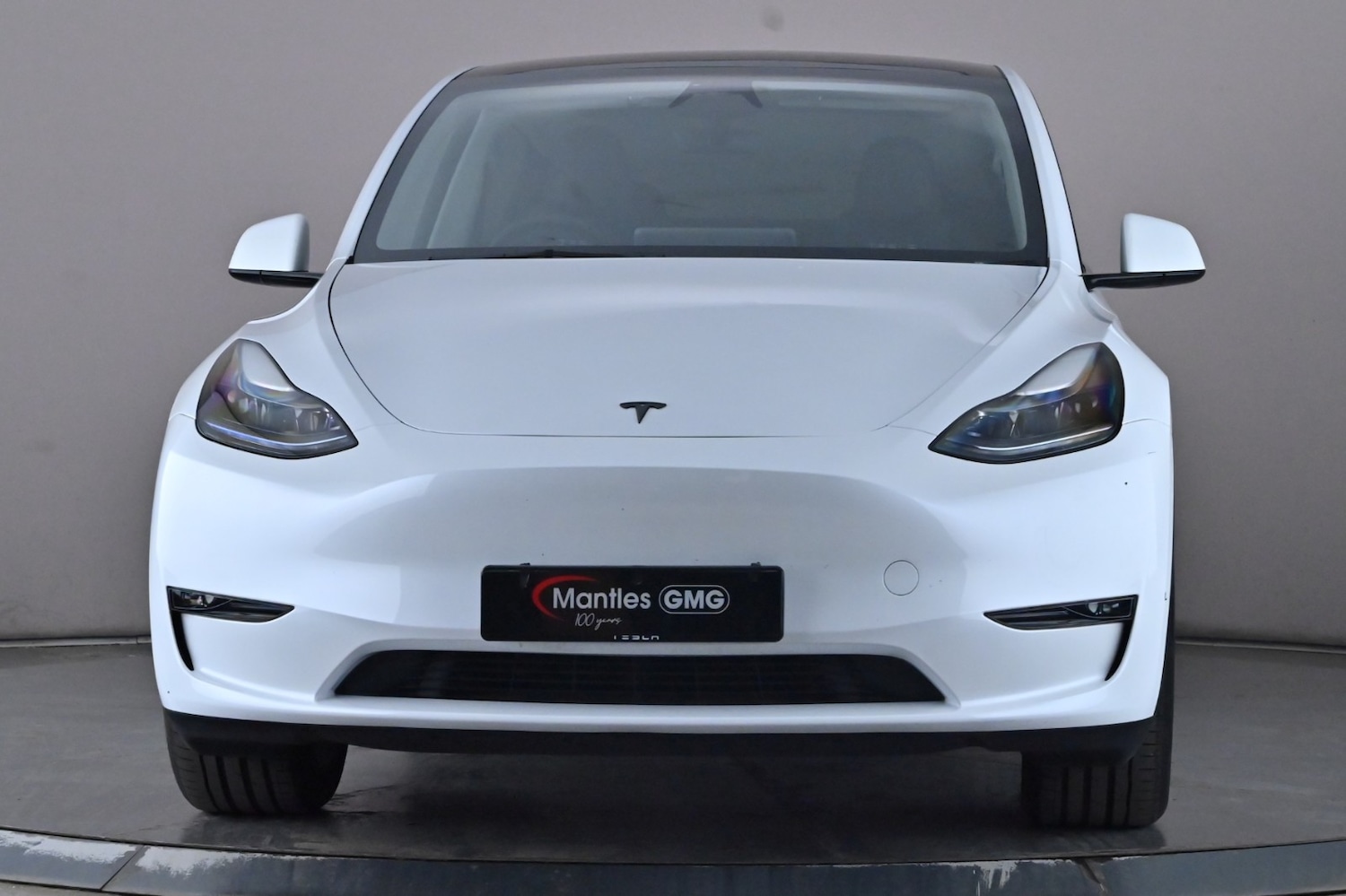 Used Tesla Model Y 2024 for sale - 76133520: Photo 2