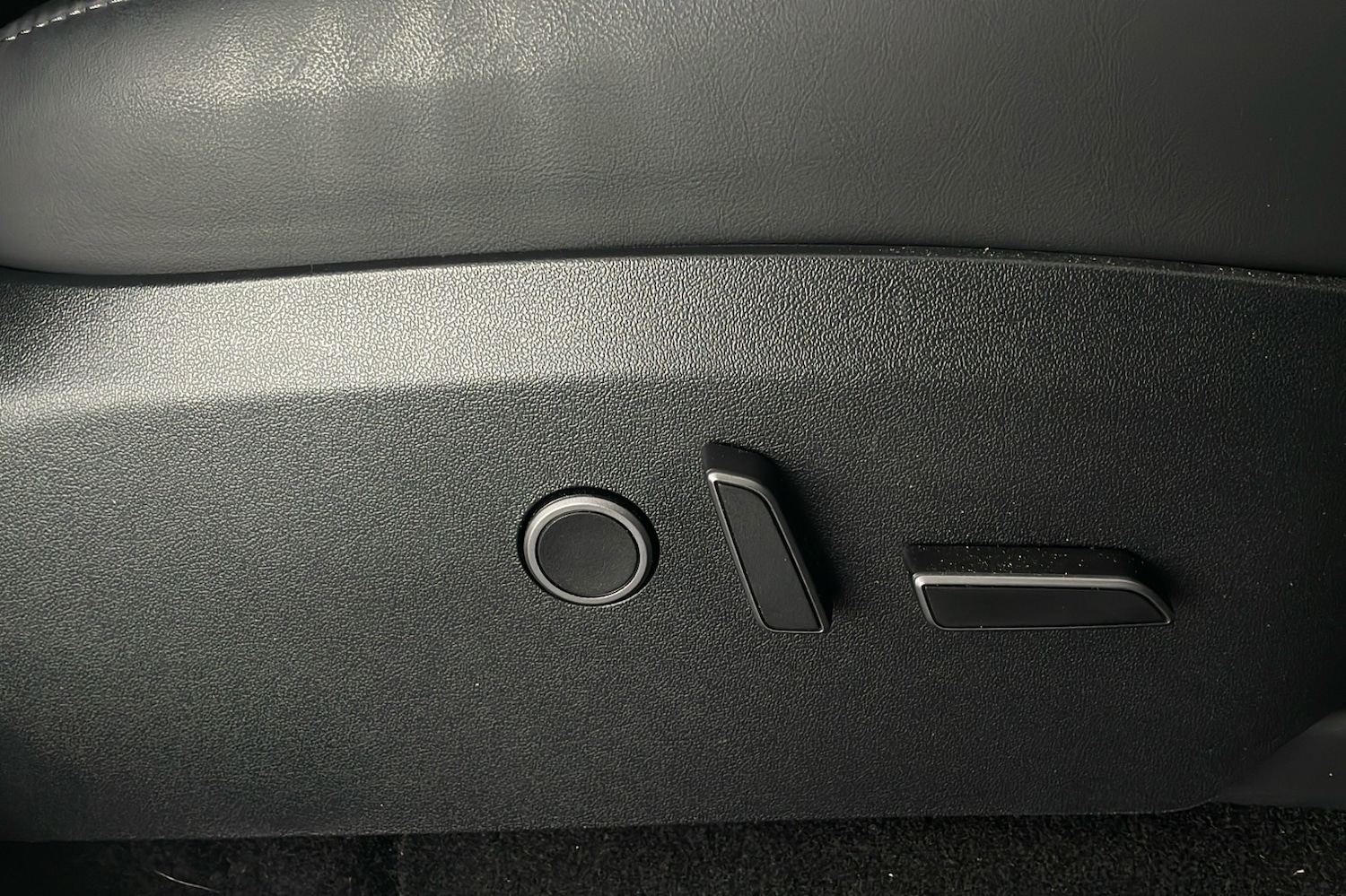 Used Tesla Model Y 2024 for sale - 76133520: Photo 22