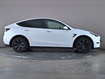 Used Tesla Model Y 2024 for sale - 76133520: Photo 3