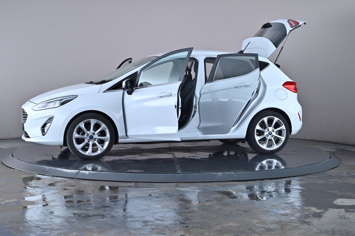 Used Ford Fiesta 2021 for sale - 76635114: Photo 49